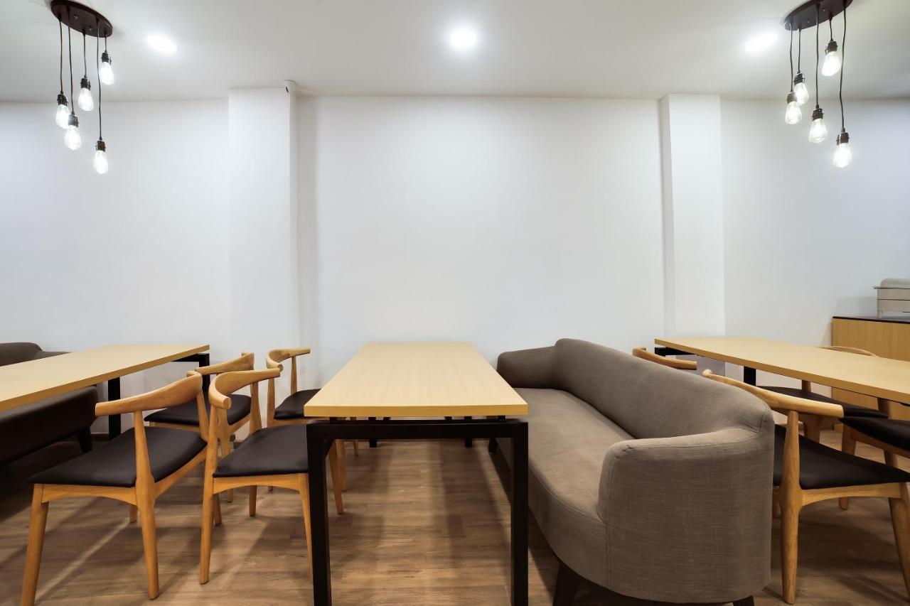 Hotel Oyo Townhouse 019 Anand Vihar 4*